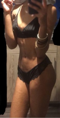 escorts New South Wales: SHALL WE FUCK TOGETHER? I AM VERY NICE, AMATEUR WITH BEAUTIFUL NECK TO DREAM